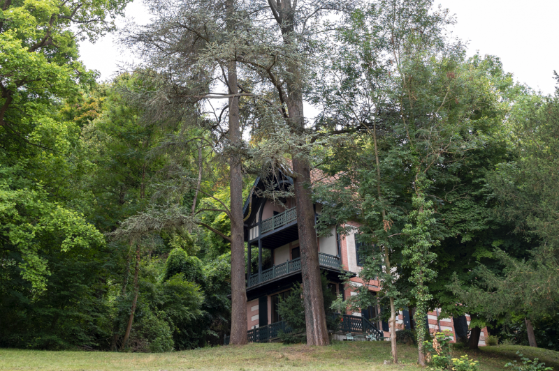 datcha-ivan-tourgueniev-bougival-oficina-de-turismo-versalles-gran-parque