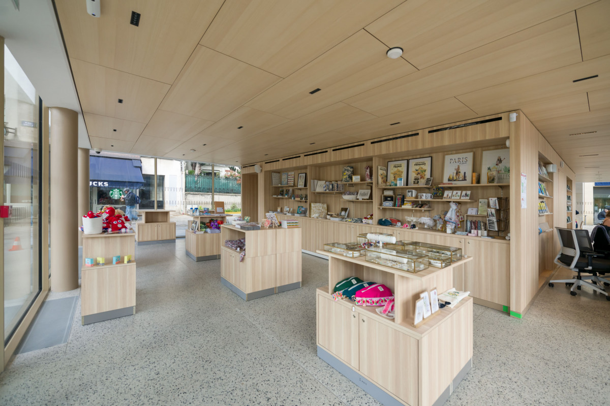 boutique-office-1-1456