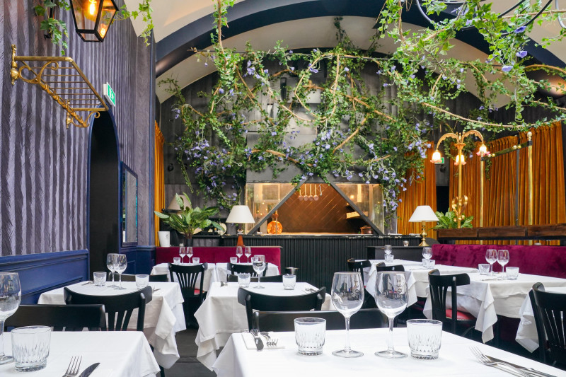 restaurant Versailles, restaurant Bougival, bonnes adresses Versailles, idées restaurants Saint Valentin, sortie en amoureux Versailles, cuisine traditionnelle Bougival, que faire à Versailles pour la Saint Valentin, Saint Valentin le Coq de Bougival