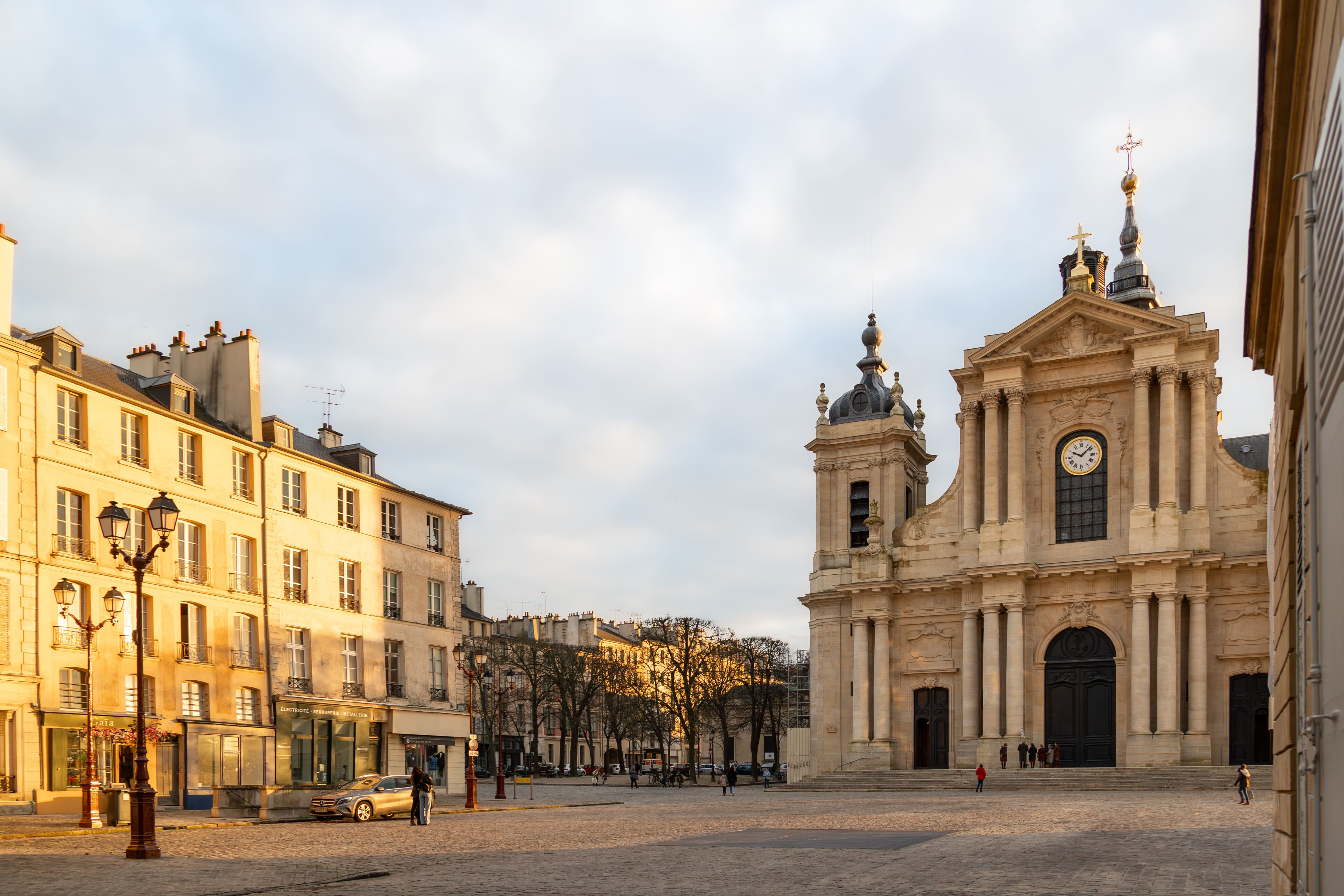 SAINT LOUIS Versailles サン・ルイ ヴェルサイユ ベルサイユ〉 ベース ゴールド装飾 - Saint-Louis