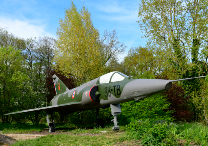 Mirage No6 Univers Parallele『Mirage』の第6号 Mirage IIIR N°306 de reconnaissance | Buc
