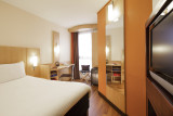 IBIS Versailles Château