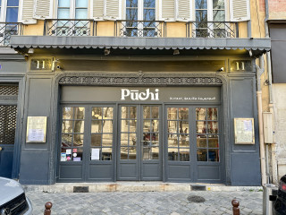 Puchi_Versailles