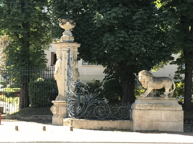 Porte des lions