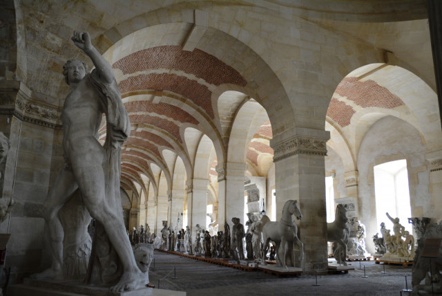 Galerie des Sculptures et des Moulages