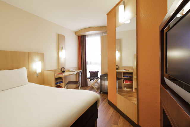 IBIS Versailles Château
