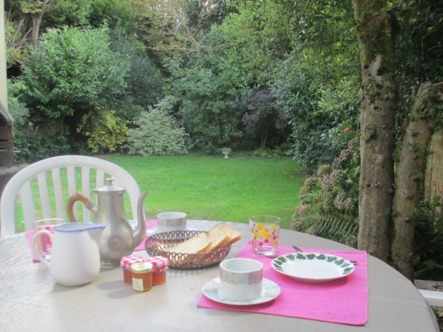 A table - © A la Maison A table