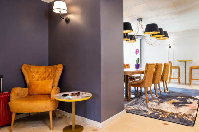 Hôtel des Lys_Versailles - © Hotel des Lys Hôtel des Lys_Versailles