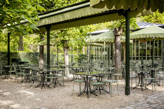 Restaurant La Flottille - © The Travel Buds Restaurant La Flottille
