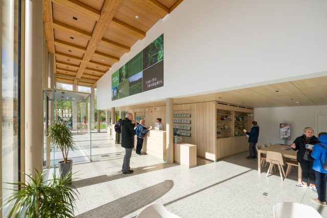 Office de Tourisme et des Congrès de Versailles Grand Parc - © Mairie de Versailles, Philippe Chiambaretta Office de Tourisme et des Congrès de Versailles Grand Parc