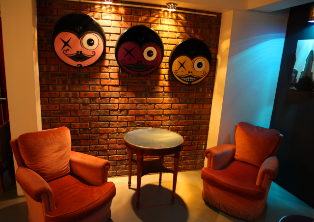 Bar