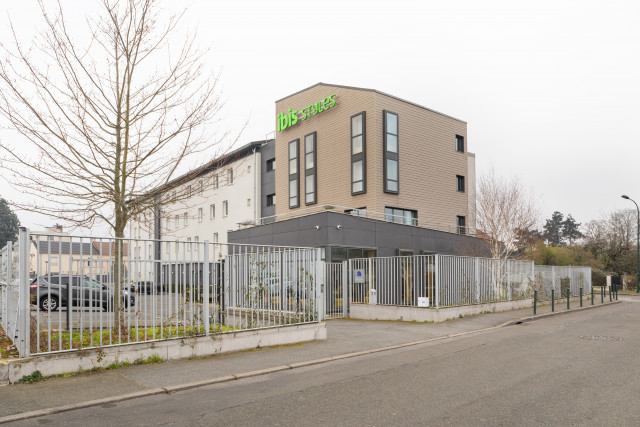 Ibis Styles Versailles Saint Quentin en Yvelines_Saint-Cyr-l'École - © IBIS STYLES VERSAILLES SAINT QUENTIN Ibis Styles Versailles Saint Quentin en Yvelines_Saint-Cyr-l'École