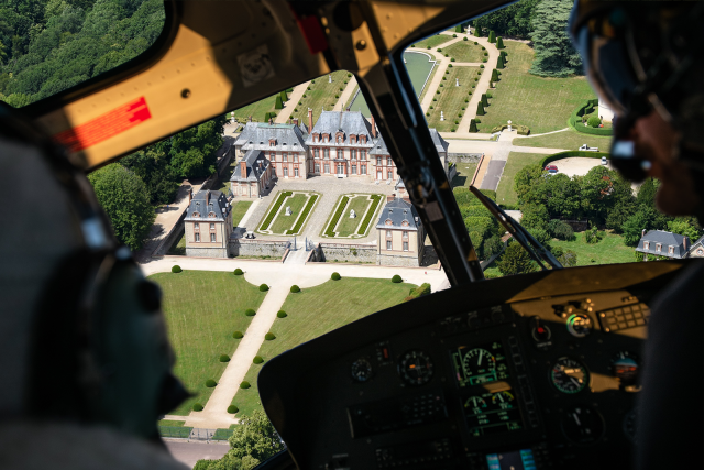 Mont Blanc Hélicoptère_Toussus-le-Noble - © Mont Blanc Helicopteres Mont Blanc Hélicoptère_Toussus-le-Noble