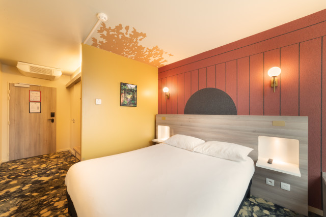 Ibis Styles Versailles Saint Quentin en Yvelines_Saint-Cyr-l'École - © IBIS STYLES VERSAILLES SAINT QUENTIN Ibis Styles Versailles Saint Quentin en Yvelines_Saint-Cyr-l'École