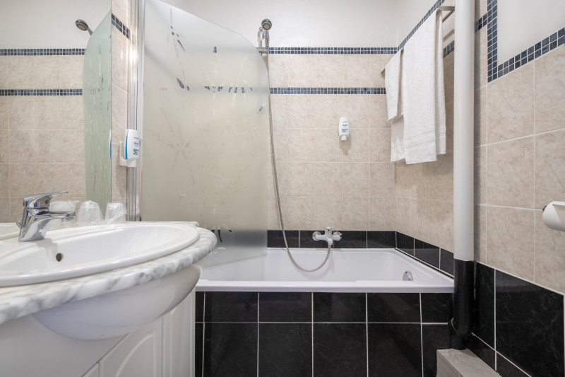 Royal Hôtel - © Royal Hôtel Royal Hôtel