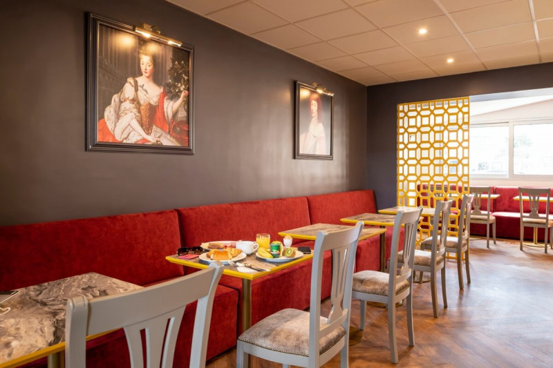 Hôtel des Lys_Versailles - © Hotel des Lys Hôtel des Lys_Versailles