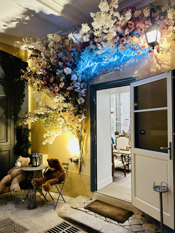 Chez les Filles, Réminisens