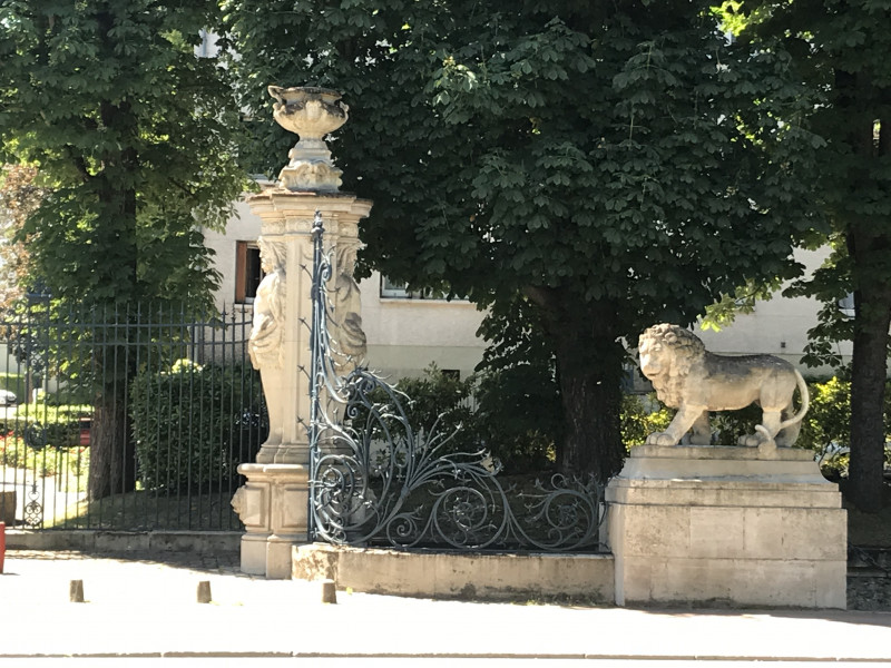 Lions Gate - © BIT de Bougival Lions Gate