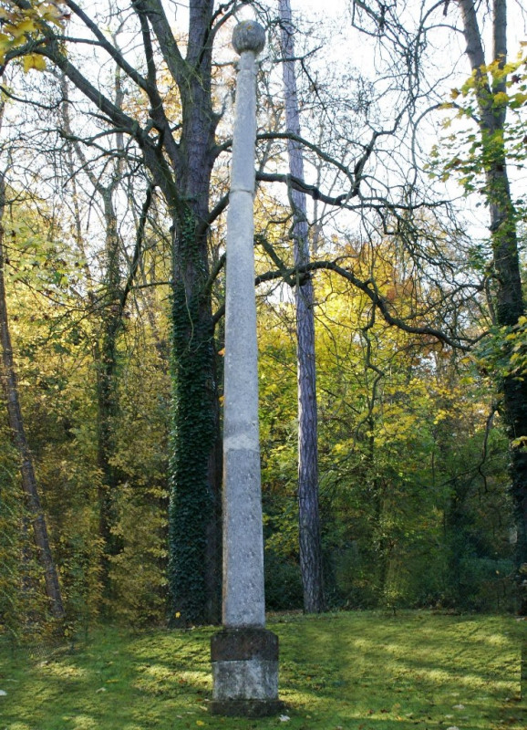 La Colonne Montgolfière La Colonne Montgolfière