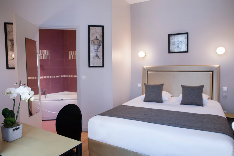 Chambre - © Hotel des Roys Chambre