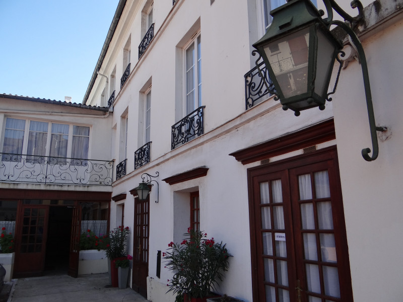 Hôtel du Cheval Rouge - © Hôtel du Cheval Rouge Hôtel du Cheval Rouge
