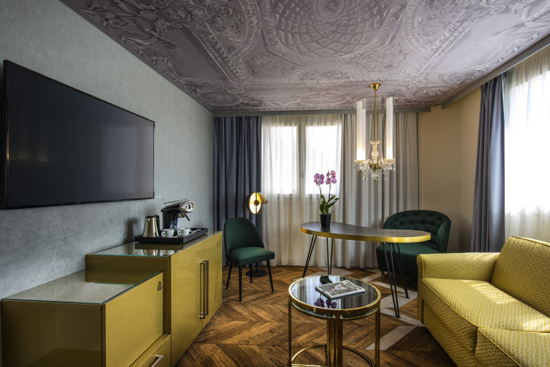 Salon - © Hôtel Le Louis Versailles Château - MGallery by Sofitel Salon