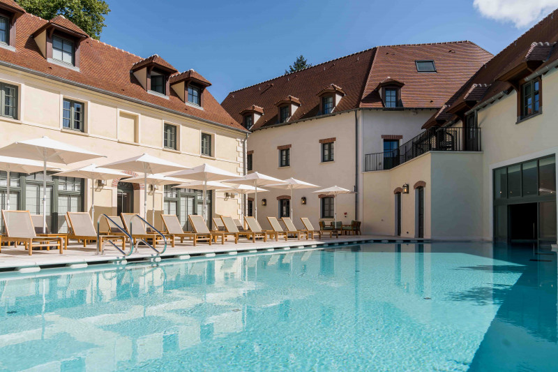 Piscine Spa du Montcel - Dolce by Wyndham Versailles