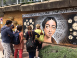 devant la fresque de Pauline Viardot