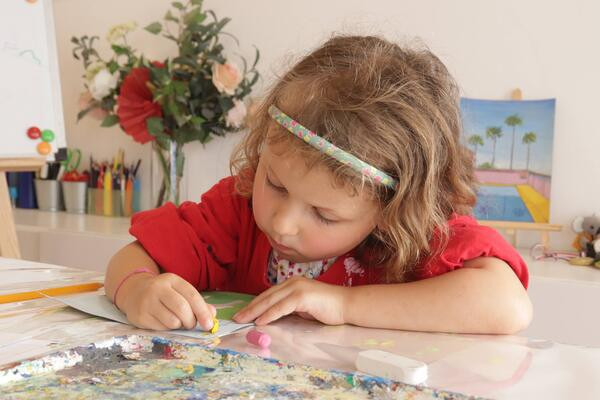 La Petite Académie - Stages artistiques de vacances pour les enfants de 4 à 14 ans:_Versailles