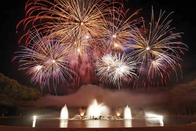 Feu d'artifice - Grandes Eaux Nocturnes