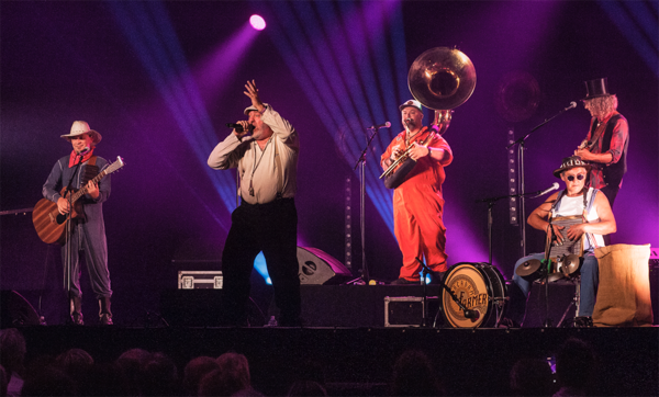 Salle du Vieux Marché - Macadam Farmer_Jouy-en-Josas