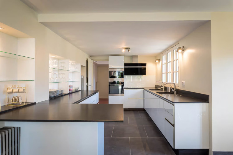 Les demoiselles à Versailles