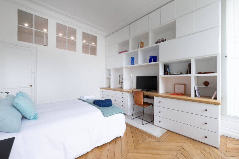 La résidence des suisses - Les Demoiselles à Versailles_Versailles