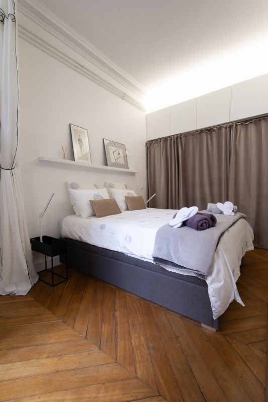 La résidence des suisses - Les Demoiselles à Versailles_Versailles