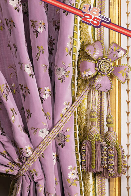 Château de Versailles - Broderie à Versailles_Versailles - © Château de Versailles Château de Versailles - Broderie à Versailles_Versailles