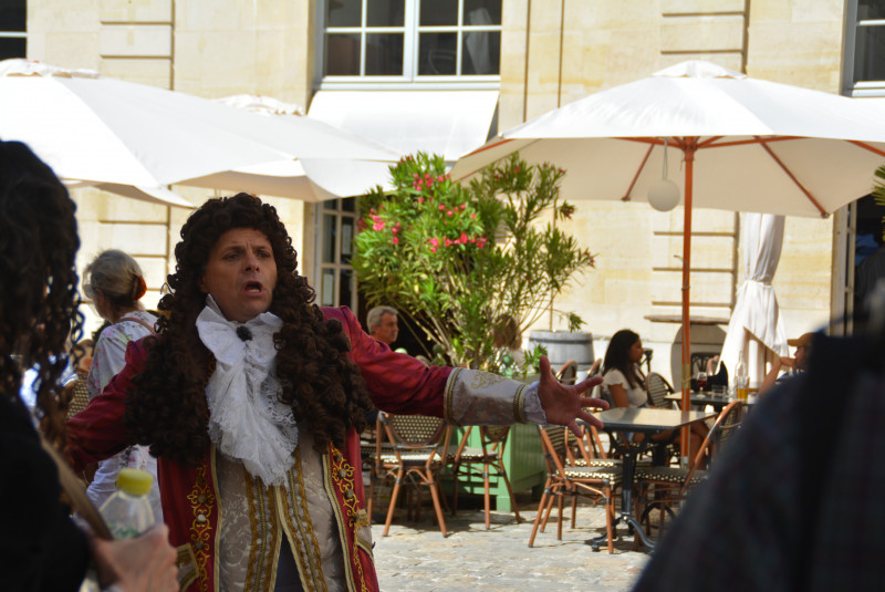 Un visiteur à Versailles au temps de Louis XIV (promenade contée)_Versailles - © Office de Tourisme de Versailles Grand Parc Un visiteur à Versailles au temps de Louis XIV (promenade contée)_Versailles