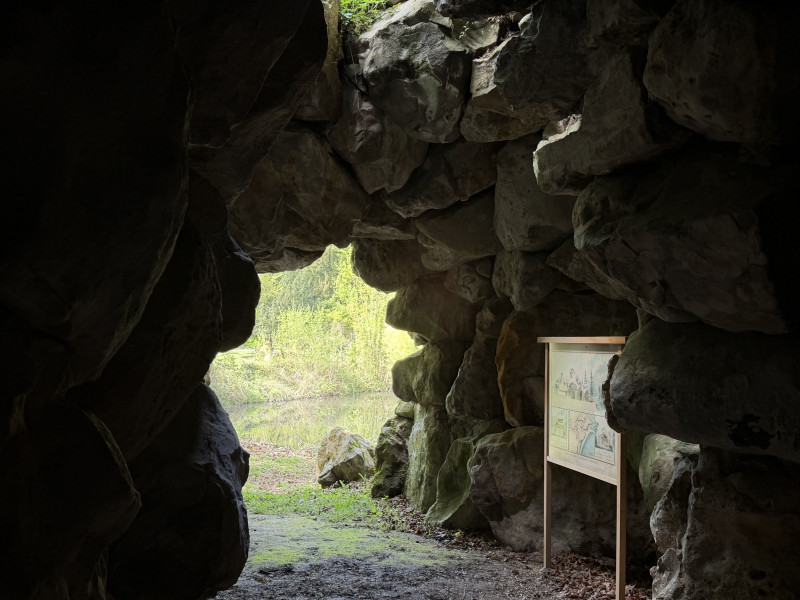 Grotte (Parc Balbi) - Office de Tourisme et des Congrès Versailles Grand Parc 