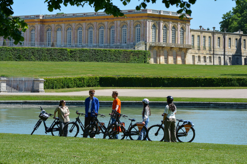 Versailles Bike Tour - Grand Trianon - © Holland Bikes Versailles Versailles Bike Tour - Grand Trianon